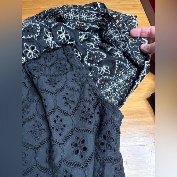 GUC Hemant & Nandita- Black Off-Shoulder Embroidered Women's Top. Size M - Picture 8 of 9